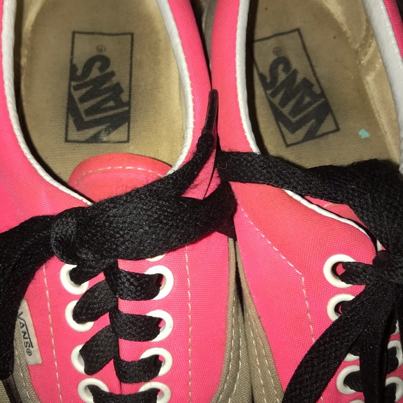 Vans - Picture 3 of 3